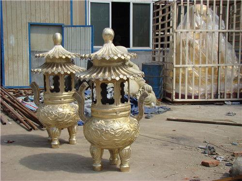 黃銅香爐雙層設(shè)計與保定加工廠雕刻工藝詳解